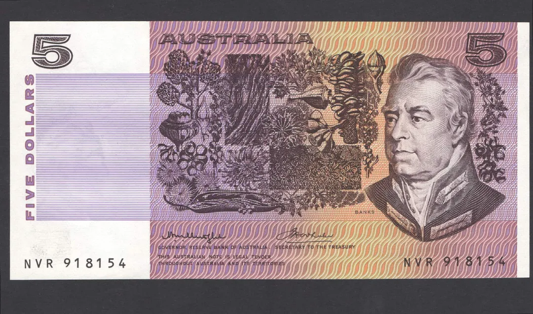 Lot 33 — $5 : Serial # NVR 918154