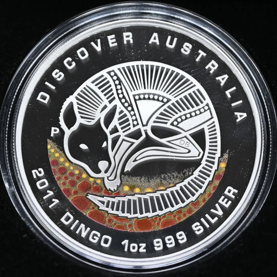 Lot 25 — Discover Australia Series - 2011 Dingo 1oz Pure Silver Coloured Proof