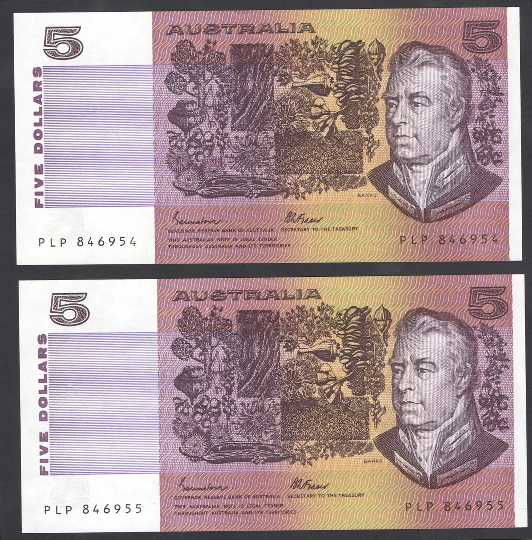 Lot 38 — $5 : Serial # PLP 846954-955